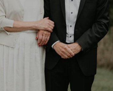 Słowa, które łączą pokolenia: piękne propozycje błogosławieństwa rodziców przed ślubem