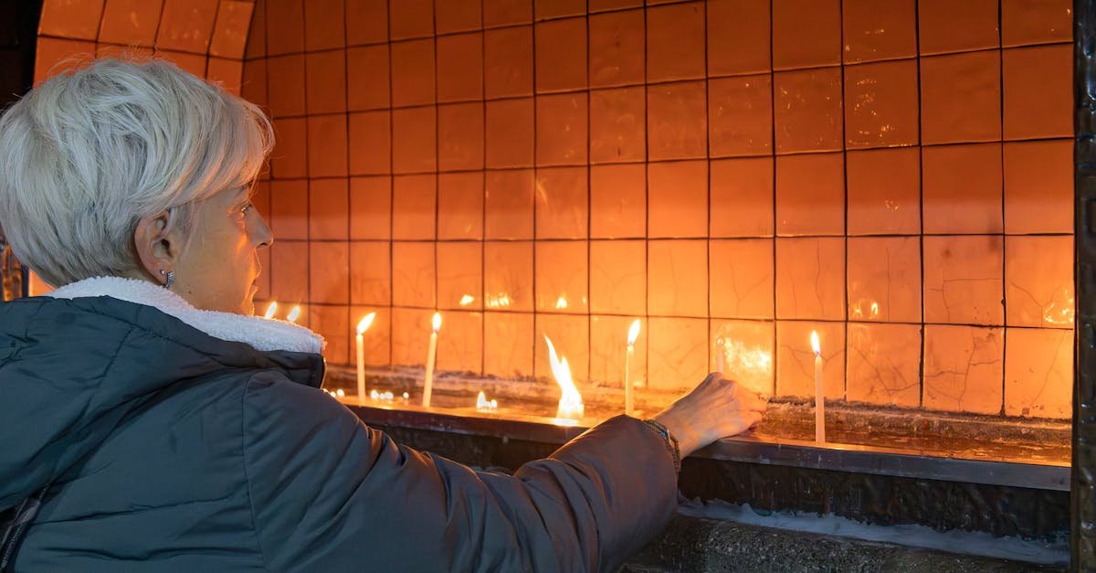 Gdy odchodzą nagle: modlitwa, która niesie światło i ukojenie