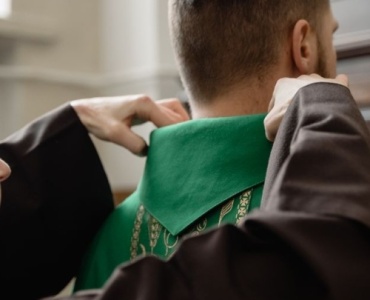 Nowy dom pod Bożą opieką: jak przygotować się do błogosławieństwa i wizyty kapłana