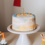 Chłopięcy tort komunijny: 30 inspirujących wzorów i motywów, które zachwycą gości